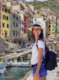 Travel agent Michela in Italy