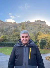 Travel agent Jeff in Scotland