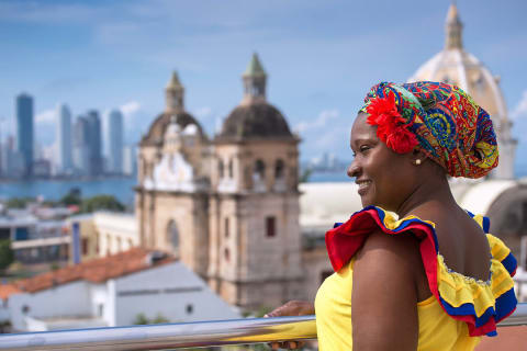 Woman in traditional costume in Cartagena de Indias, Colombia